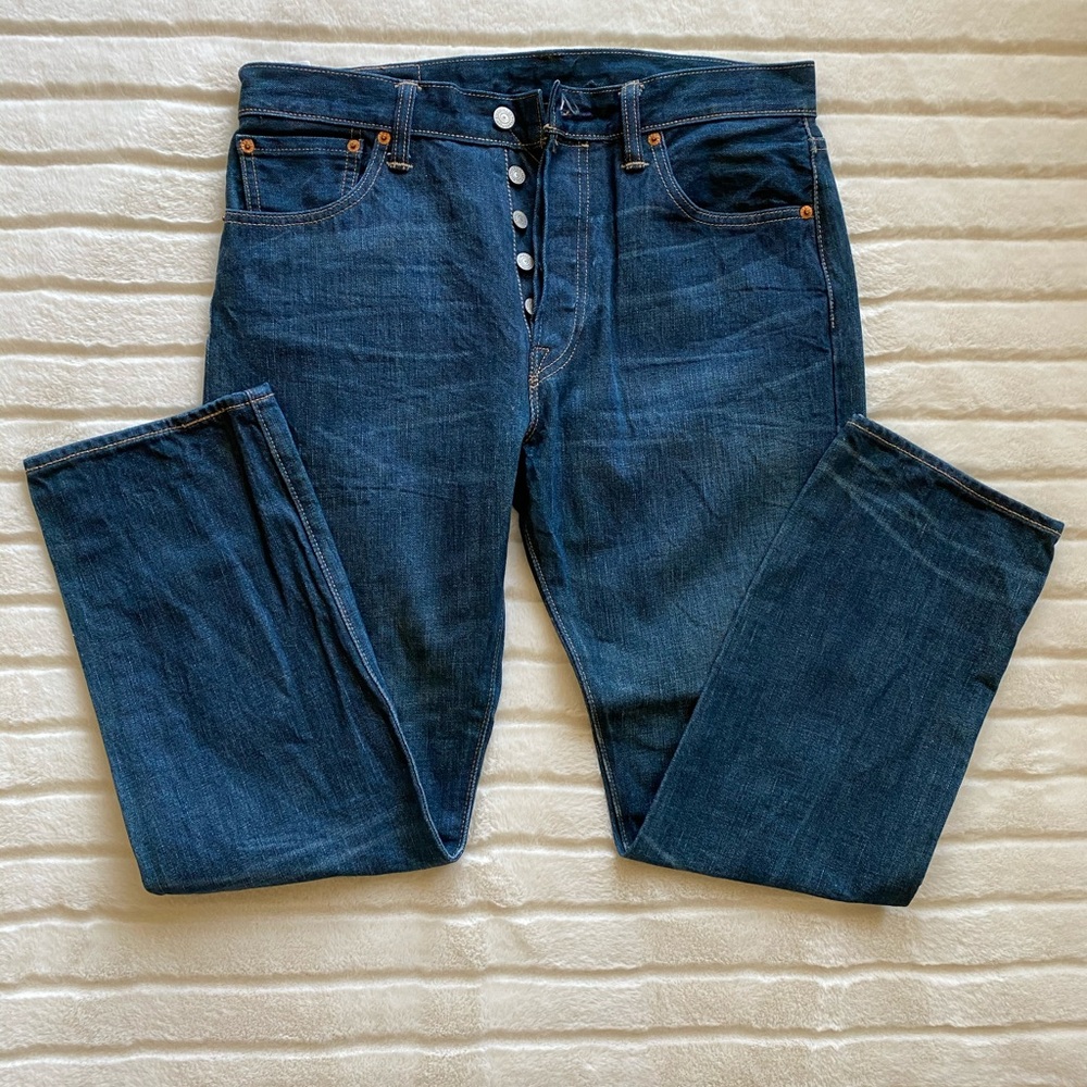Men’s 501 button fly Levi’s.  W34 L30